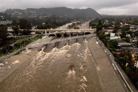 Yet another storm headed for Southern California; 2-4 inches of rain expected in Los Angeles